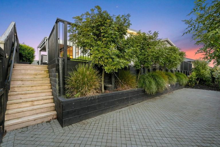 Photo of property in 58 Puhirake Crescent, Pyes Pa, Tauranga, 3112