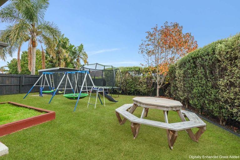 Photo of property in 1 Puketi Lane, Waiuku, 2123