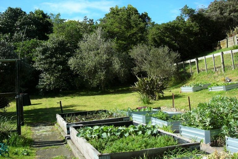 Photo of property in 44 Ngaio Street, Otaki Beach, Otaki, 5512