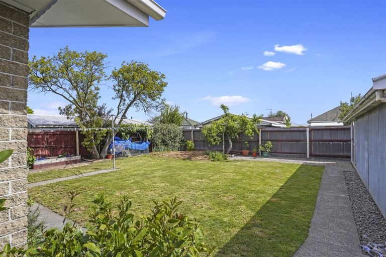 Photo of property in 7 Glenora Place, Hornby, Christchurch, 8042