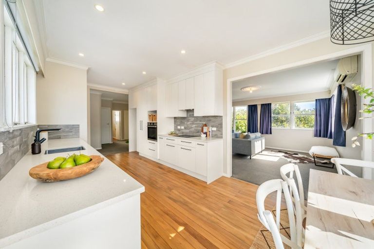 Photo of property in 5 Arnot Avenue, Clouston Park, Upper Hutt, 5018