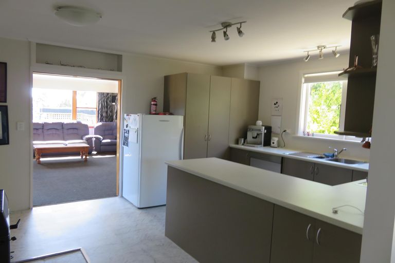 Photo of property in 1 Erskine Street, Winchester, 7985