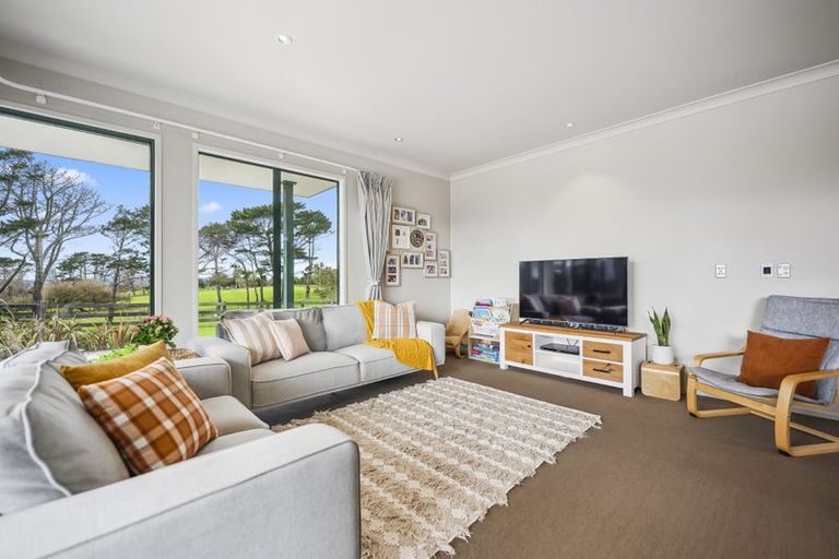 Photo of property in 36a Goudie Road, Helensville, 0875