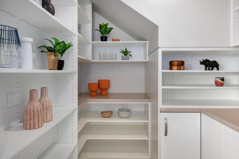 Photo of property in 51 Banks Boulevard, Whitby, Porirua, 5024