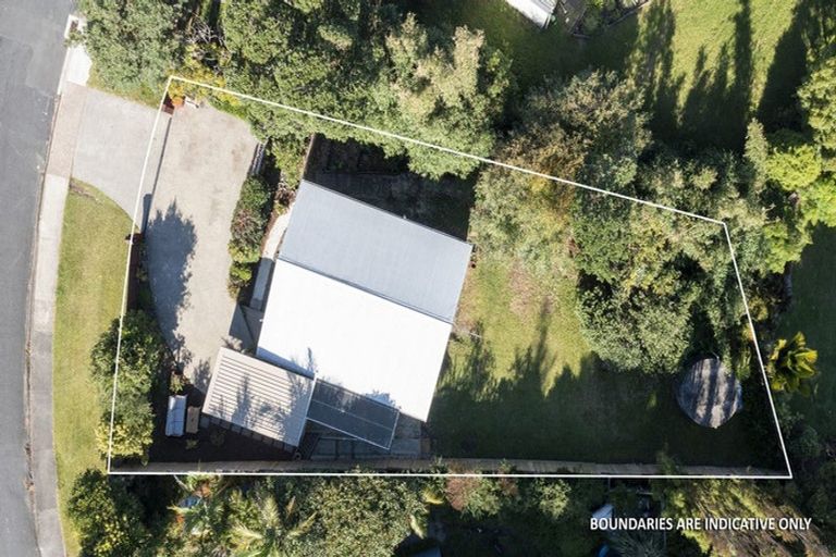 Photo of property in 107a Brian Crescent, Stanmore Bay, Whangaparaoa, 0932