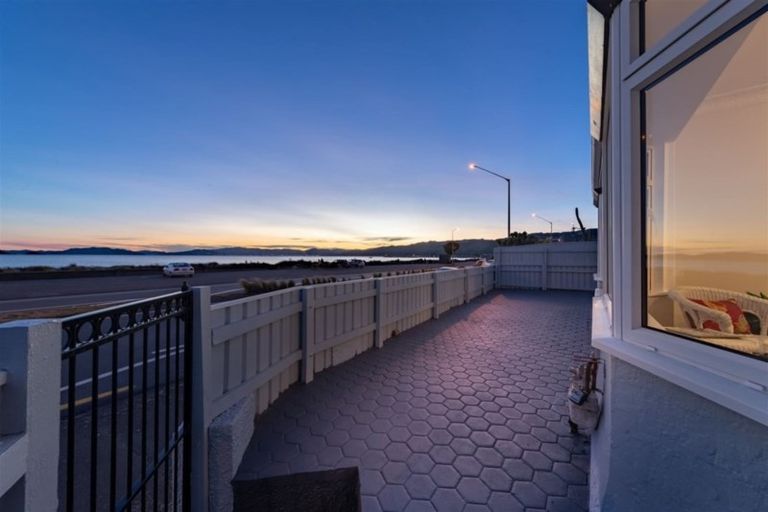 Photo of property in 155 The Esplanade, Petone, Lower Hutt, 5012