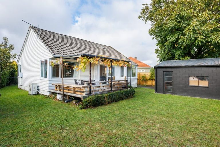 Photo of property in 31 Anderson Street, Hokowhitu, Palmerston North, 4410