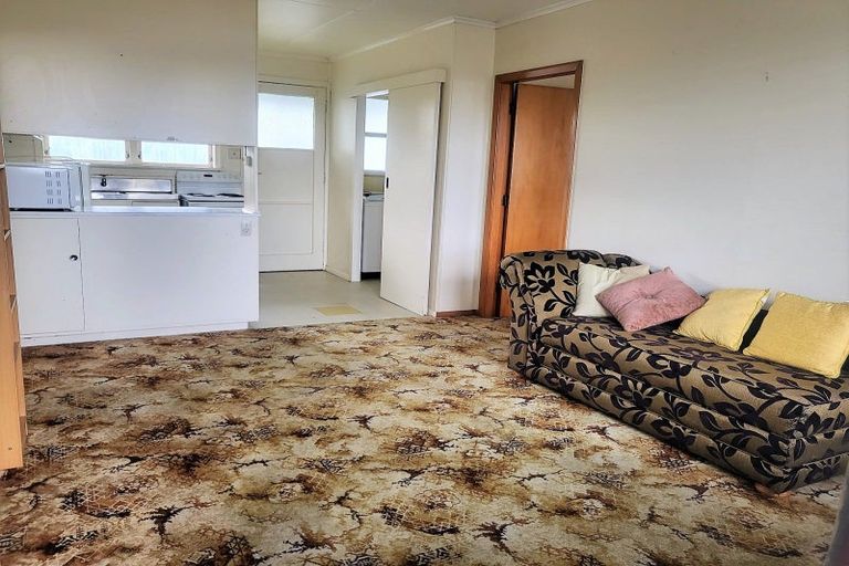 Photo of property in 1/25 Queen Street, Dannevirke, 4930