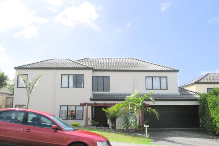 Photo of property in 1/4 Buncrana Place, Pinehill, Auckland, 0632