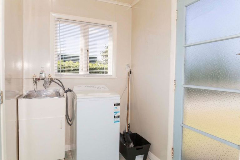 Photo of property in 27 Smith Street, Dannevirke, 4930