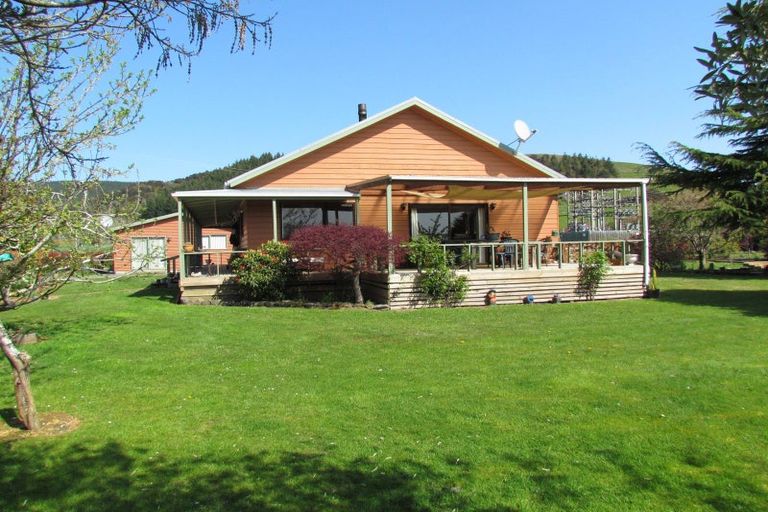 Photo of property in 47 Finlayson Road, Waihola, Milton, 9073