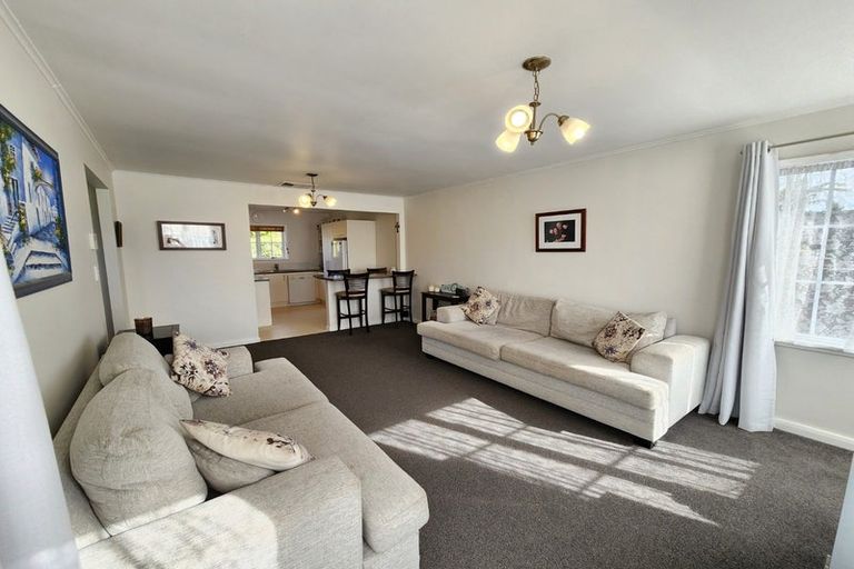 Photo of property in 13 Buchanan Road, Kingseat, Papakura, 2580