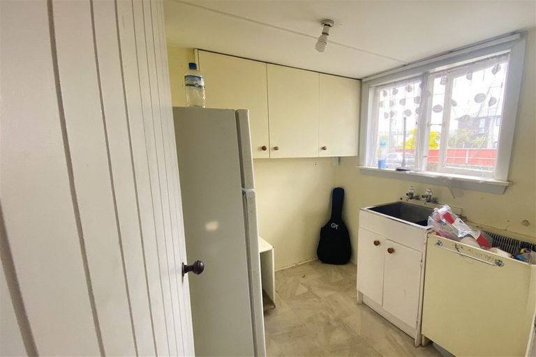 Photo of property in 151 Olliviers Road, Phillipstown, Christchurch, 8011