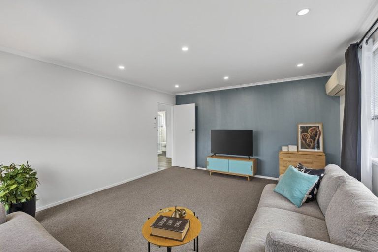 Photo of property in 60 Tavistock Street, Westown, New Plymouth, 4310