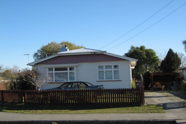 Photo of property in 158 Palmers Road, New Brighton, Christchurch, 8083