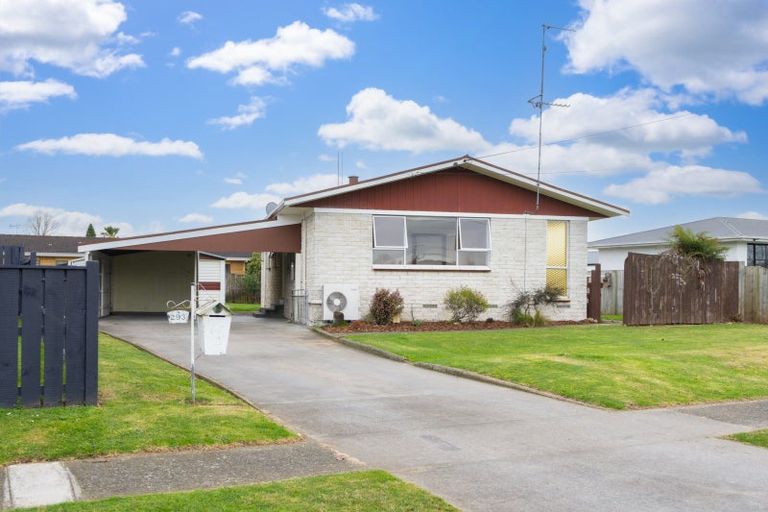 Photo of property in 293 Shakespeare Street, Leamington, Cambridge, 3432