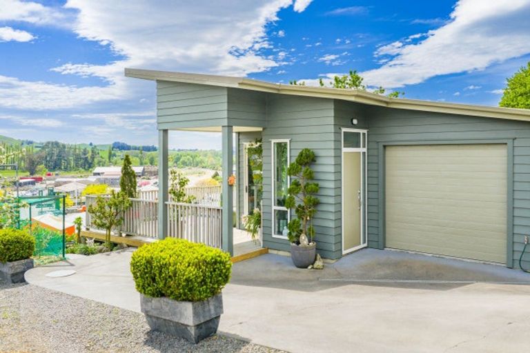 Photo of property in 27d Nelson Street, Waipukurau, 4200
