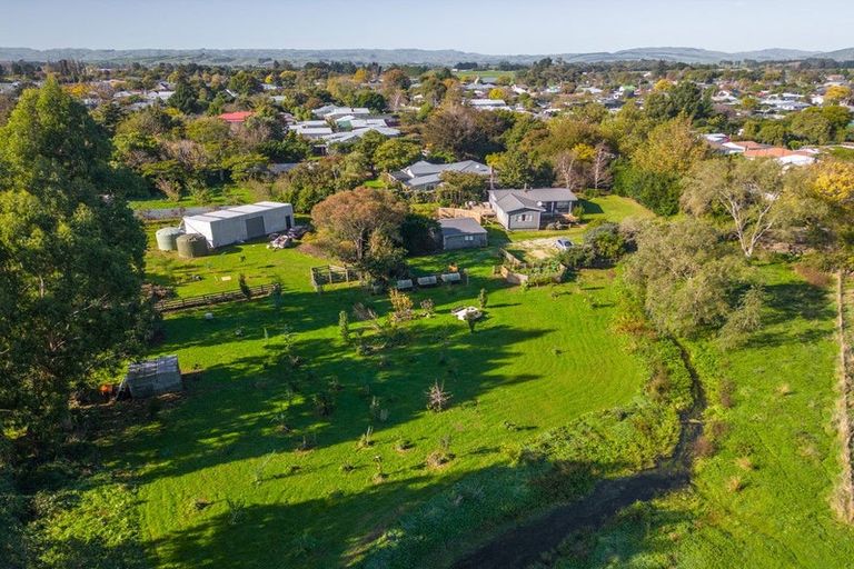 Photo of property in 38 Clifton Avenue, Carterton, 5713