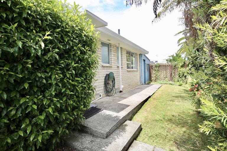 Photo of property in 15a Sandalwood Drive, Dinsdale, Hamilton, 3204