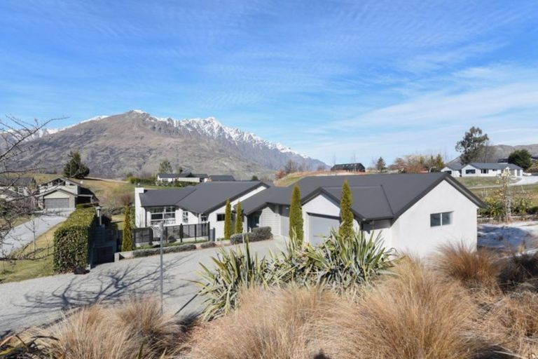 Photo of property in 2 Bridgewell Lane, Lower Shotover, Queenstown, 9371