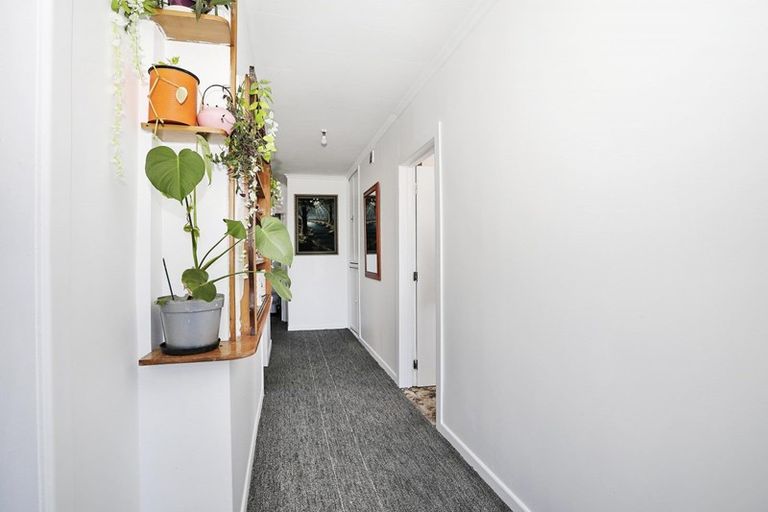 Photo of property in 43 Burrows Street, Bluff, 9814