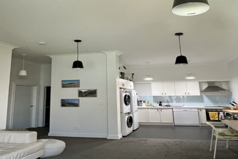 Photo of property in 2 Collina Terrace, Thorndon, Wellington, 6011