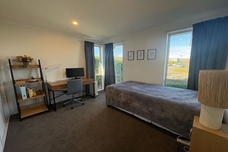 Photo of property in 5 George West Square West, Wigram, Christchurch, 8025