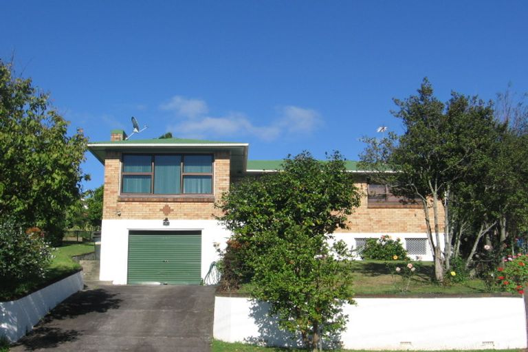 Photo of property in 8 Bean Place, Mount Wellington, Auckland, 1060