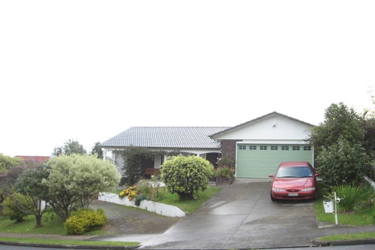 Photo of property in 9 Haseler Crescent, Howick, Auckland, 2014