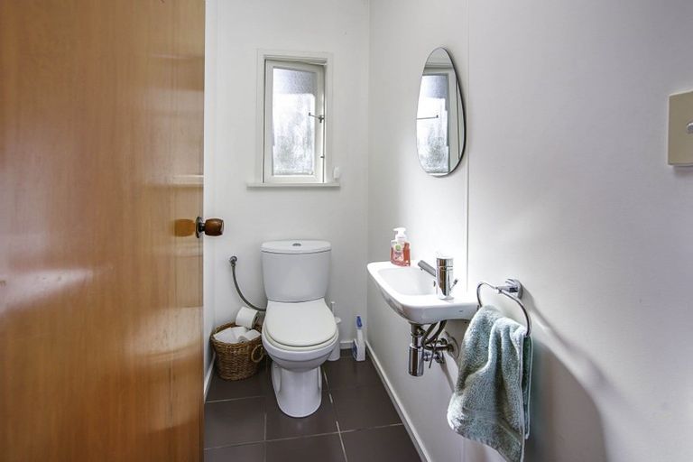 Photo of property in 5 Cobham Crescent, Stoke, Nelson, 7011