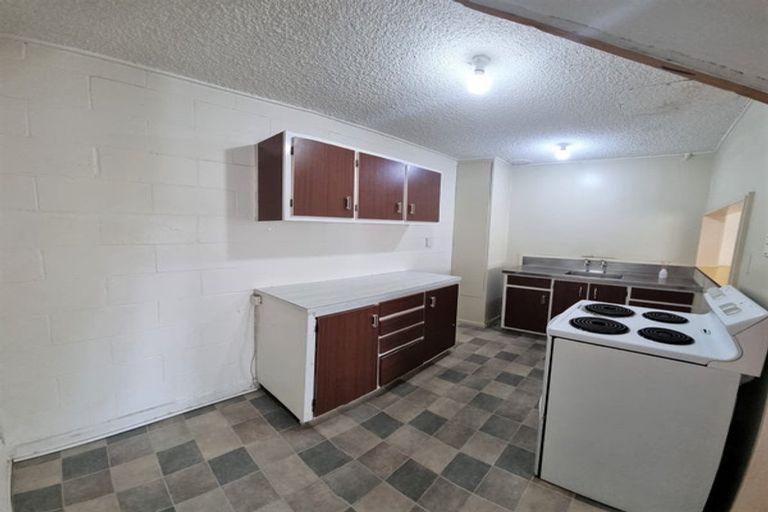 Photo of property in 129 Constable Street, Newtown, Wellington, 6021