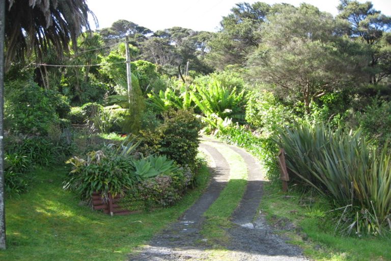 Photo of property in 18 Ocean View Road, Huia, Auckland, 0604
