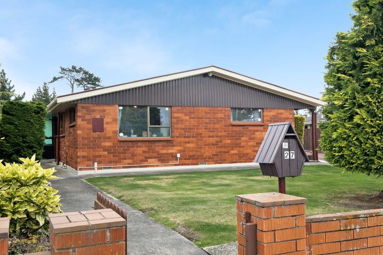 Photo of property in 27 Dakota Place, Waldronville, Dunedin, 9018