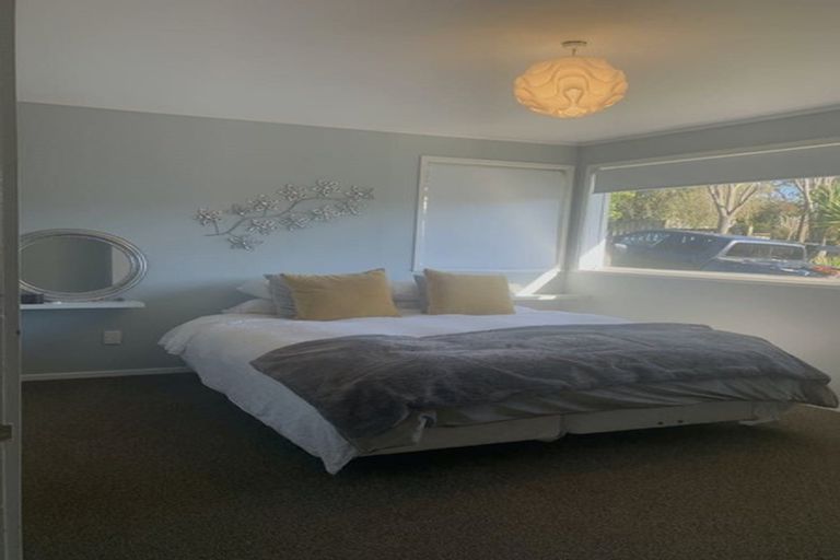 Photo of property in 27 Infidel Place, Torbay, Auckland, 0630