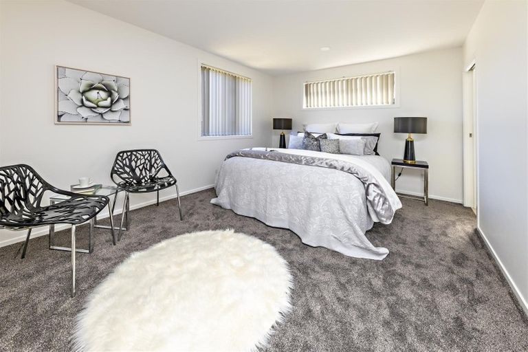 Photo of property in 9 Tapuwae Way, Mangere Bridge, Auckland, 2022