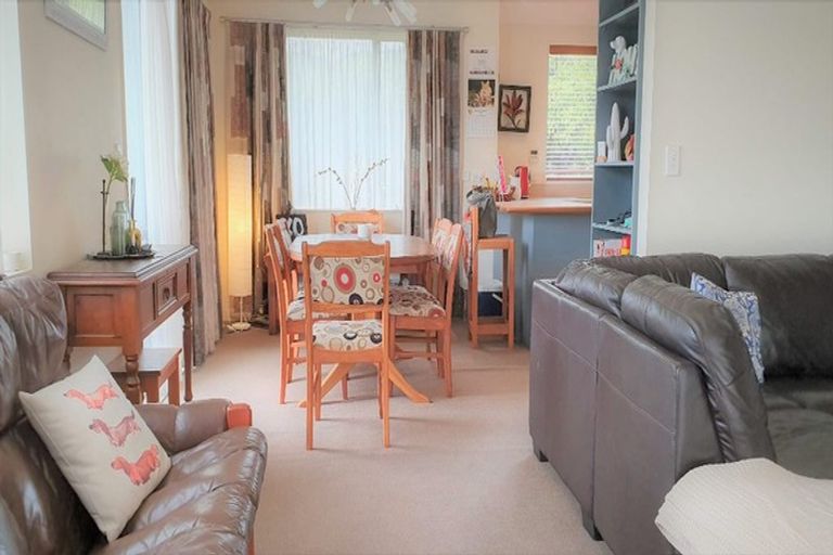 Photo of property in 1029a Fergusson Drive, Clouston Park, Upper Hutt, 5018