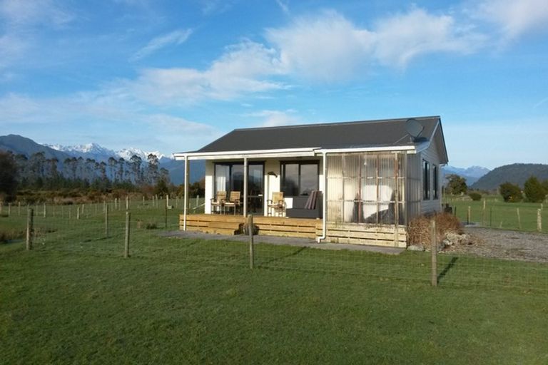 Photo of property in 562 Bird Road, Whataroa, 7886