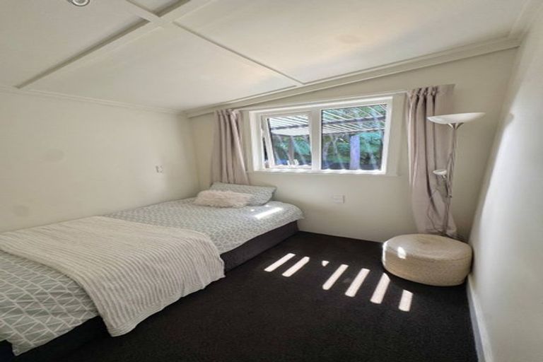 Photo of property in 3 Huia Road, Titirangi, Auckland, 0604