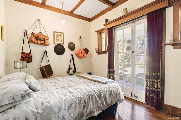 Photo of property in 250 Titirangi Road, Titirangi, Auckland, 0604