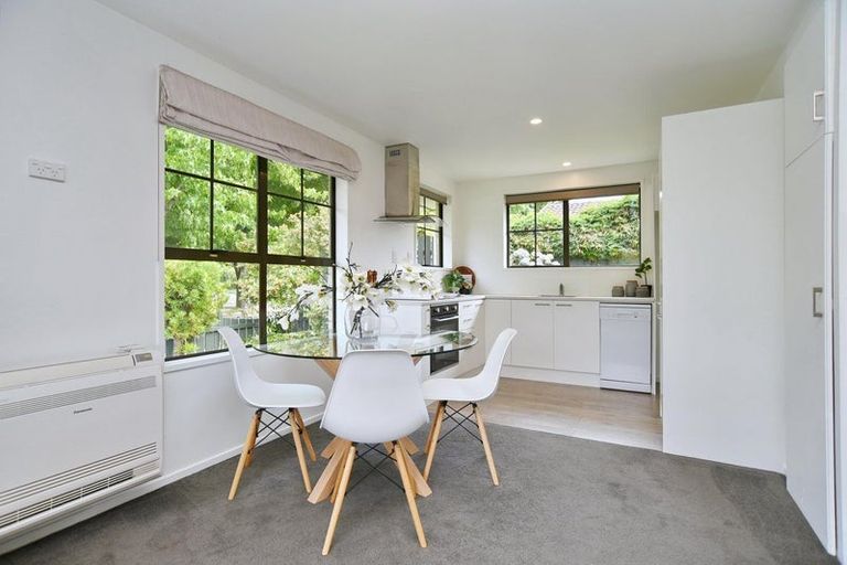 Photo of property in 1/20 Montclare Avenue, Ilam, Christchurch, 8041