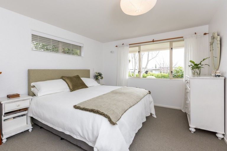 Photo of property in 8a Mchardy Street, Havelock North, 4130