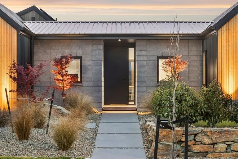 Photo of property in 49 Pounamu Avenue, Albert Town, Wanaka, 9305