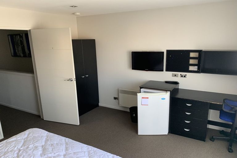 Photo of property in 677 George Street, North Dunedin, Dunedin, 9016