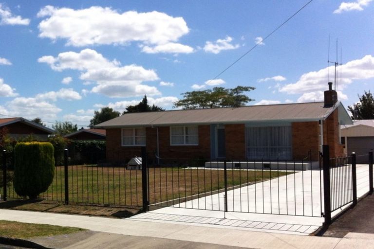 Photo of property in 118 Williams Street, Cambridge, 3434