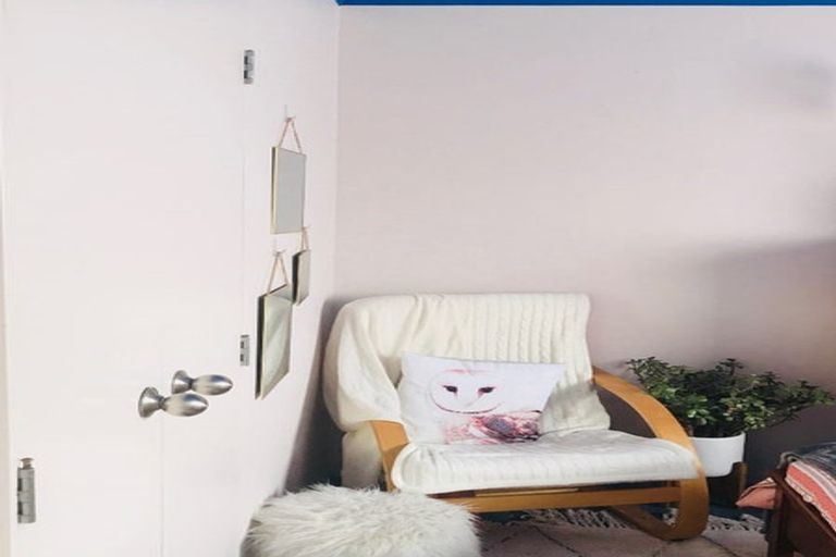 Photo of property in 109 Woodglen Road, Glen Eden, Auckland, 0602