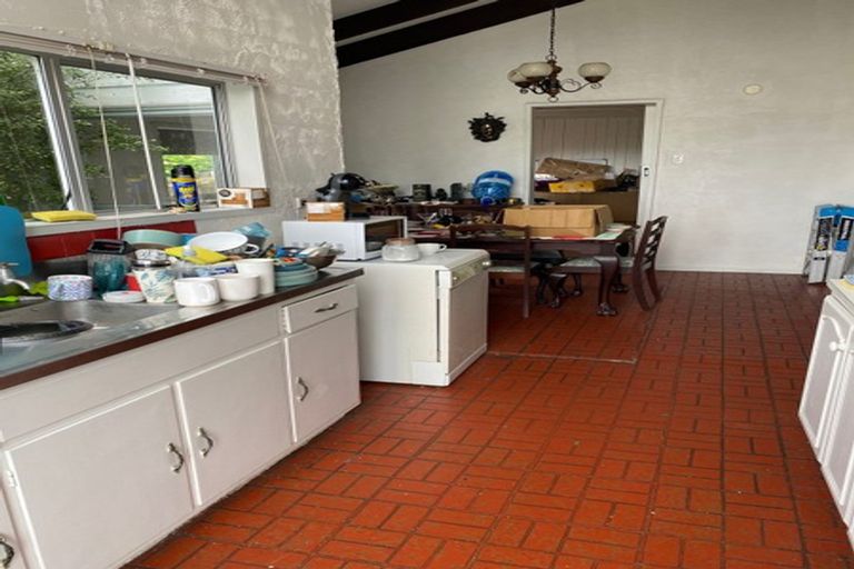 Photo of property in 1/12 Willis Street, Torbay, Auckland, 0630