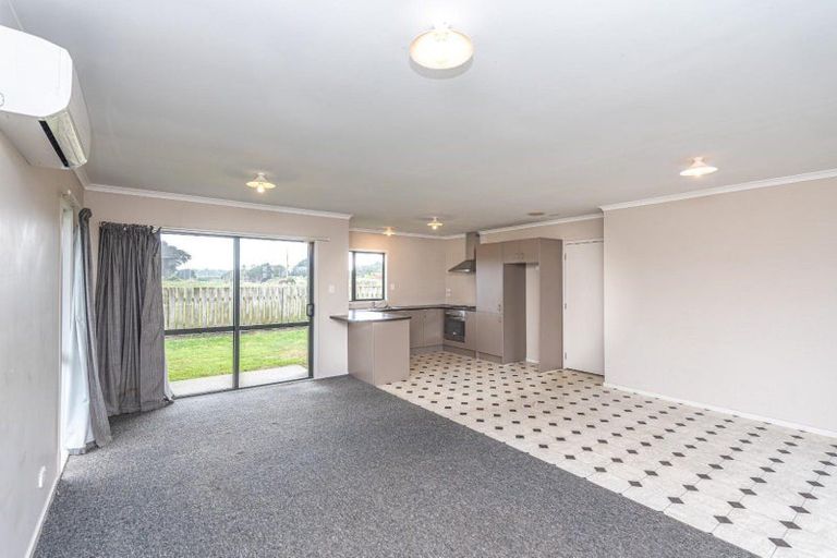Photo of property in 17 Waitai Street, Castlecliff, Whanganui, 4501