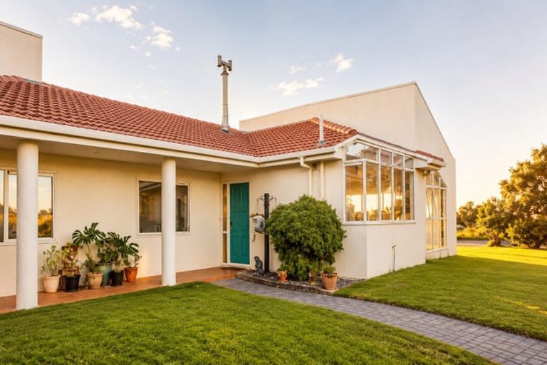 Photo of property in 304 Manly Street, Paraparaumu Beach, Paraparaumu, 5032