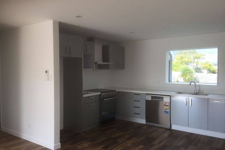 Photo of property in 97 Sturges Road, Henderson, Auckland, 0612