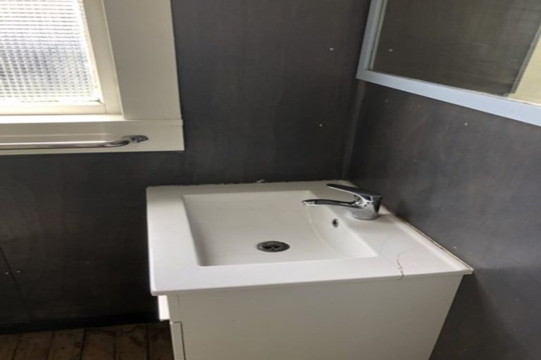 Photo of property in 18 Goulter Street, Seddon, 7210